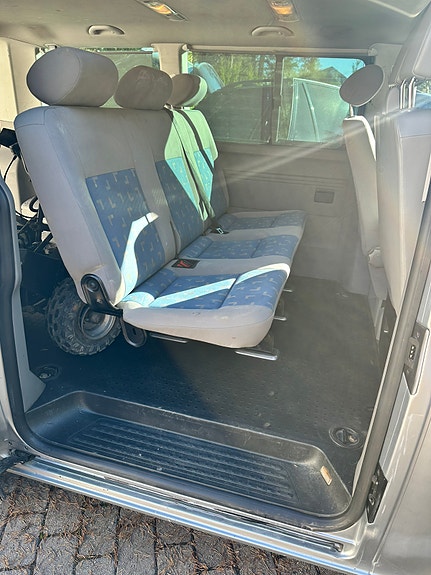 Volkswagen Transporter 8 of 16