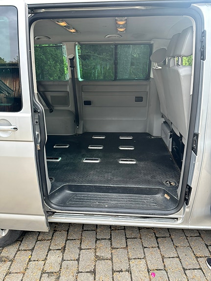 Volkswagen Transporter 12 of 16