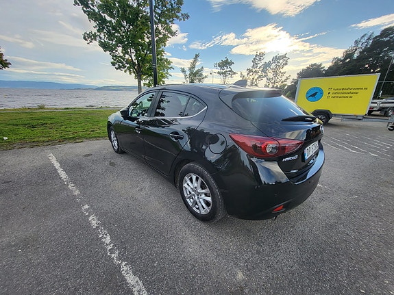 Mazda 3 5 of 17