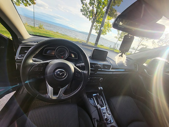 Mazda 3 10 of 17