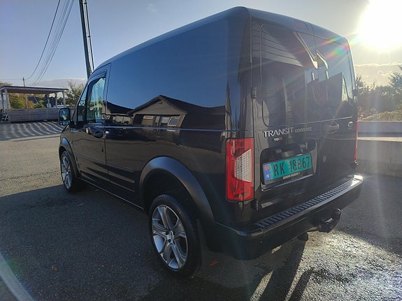 Ford Transit Connect 4 of 30