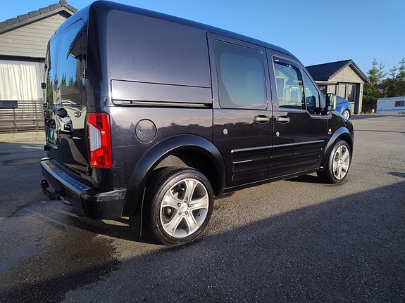 Ford Transit Connect 2 of 30