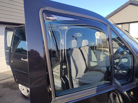 Ford Transit Connect 24 of 30