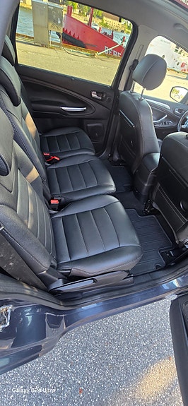 Ford S-MAX 24 of 30