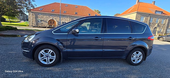 Ford S-MAX 29 of 30