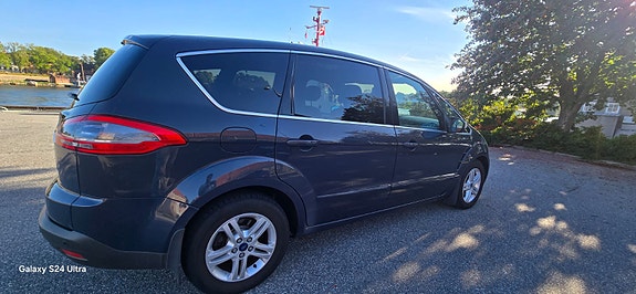 Ford S-MAX 14 of 30