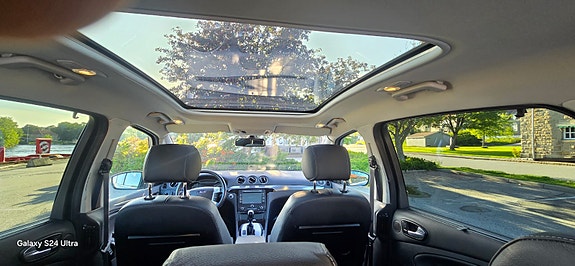 Ford S-MAX 25 of 30