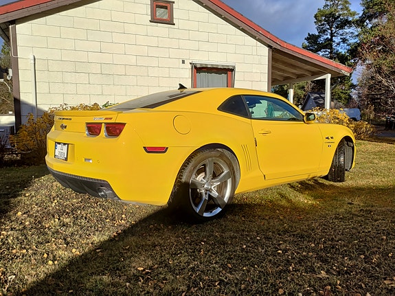 Chevrolet Camaro 26 of 30