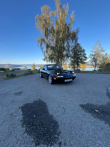 Mazda MX-5 2 of 11