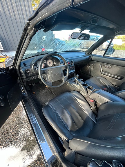 Mazda MX-5 7 of 11