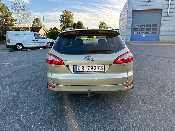Ford Mondeo 8 of 24