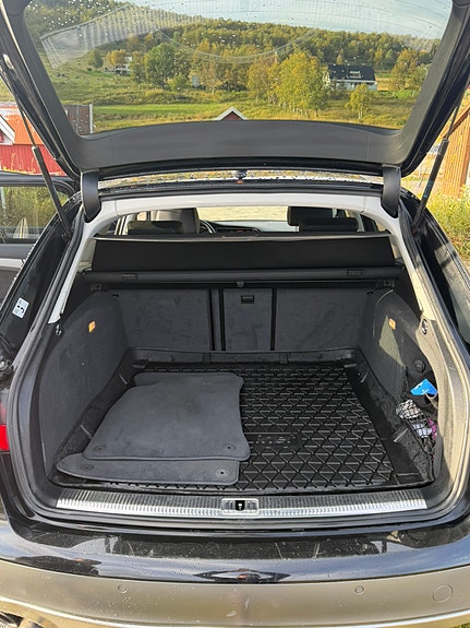 Audi A4 allroad 9 of 15