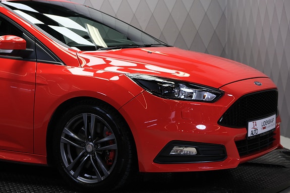 Ford Focus 4 of 30