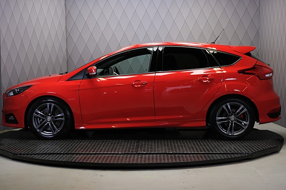 Ford Focus 15 of 30