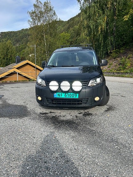 Volkswagen Caddy 2 of 9