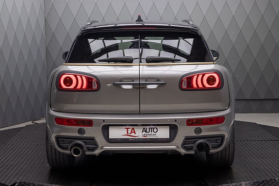 MINI Clubman Cooper S 7 of 25