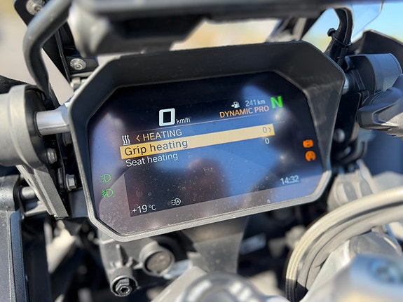 BMW R 1250 GS 13 of 13