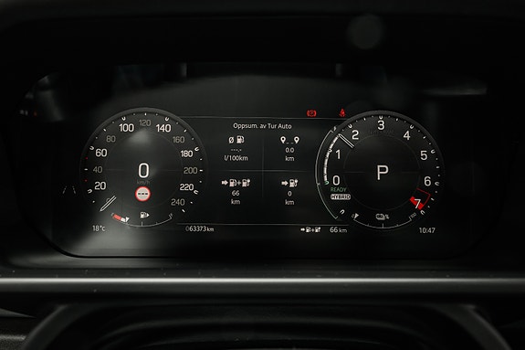 Land Rover Defender 110 26 of 30