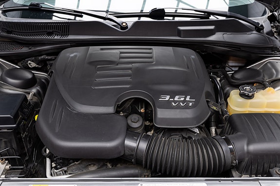 Dodge Challenger 15 of 30