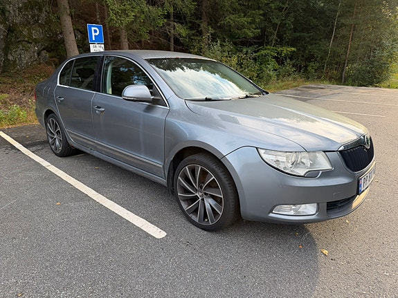 Skoda Superb 4 of 22