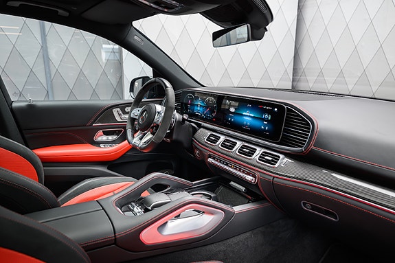Mercedes-Benz GLE63 23 of 30