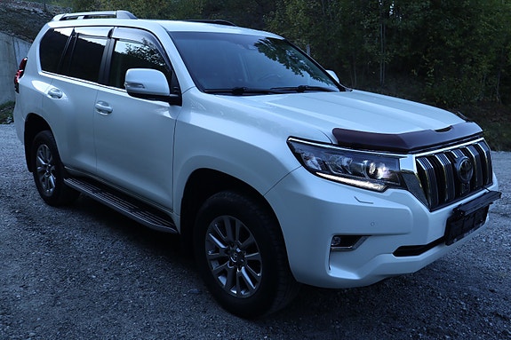 Toyota Land Cruiser 18 of 30