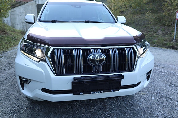 Toyota Land Cruiser 27 of 30