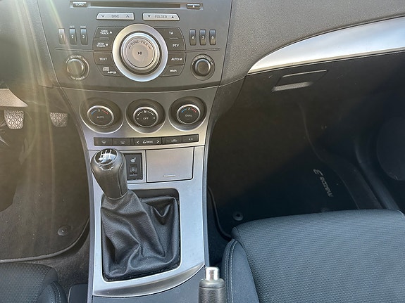 Mazda 3 11 of 14
