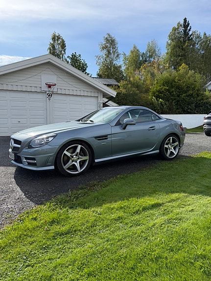 Mercedes-Benz SLK200 7 of 15