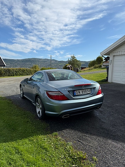 Mercedes-Benz SLK200 11 of 15