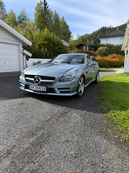 Mercedes-Benz SLK200 5 of 15