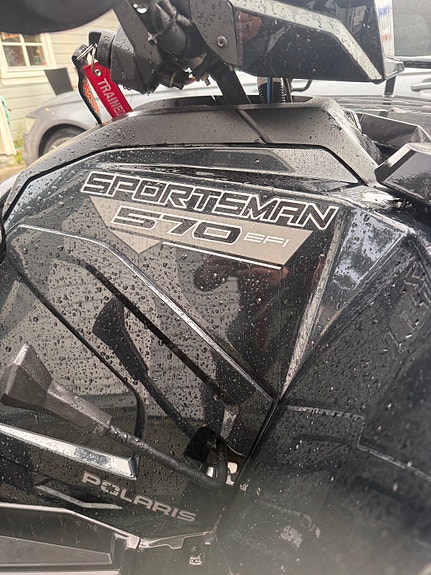 Polaris Sportsman 570 2 of 8