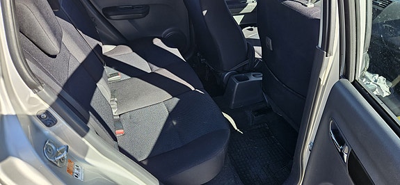 Suzuki Swift 12 of 14
