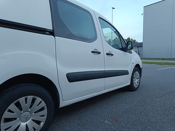 Citroen Berlingo 9 of 30