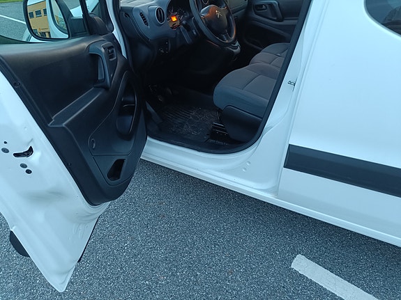 Citroen Berlingo 18 of 30