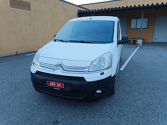Citroen Berlingo 2 of 30