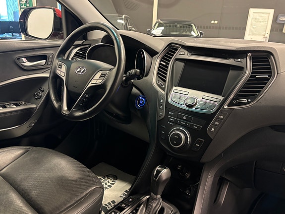 Hyundai Grand Santa Fe 13 of 24