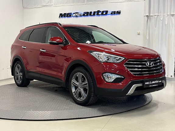 Hyundai Grand Santa Fe 2 of 24