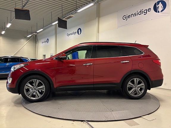 Hyundai Grand Santa Fe 5 of 24
