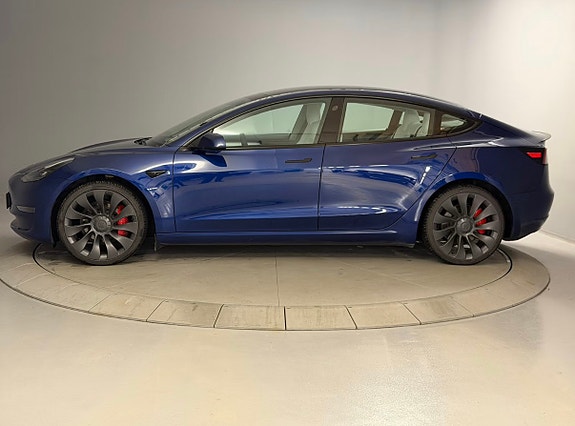 Tesla Model 3 2 of 21