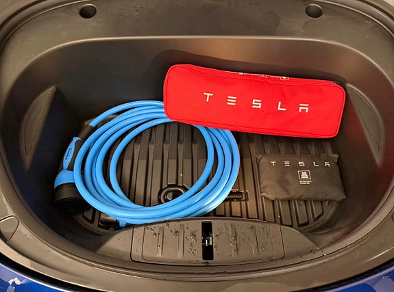 Tesla Model 3 14 of 21