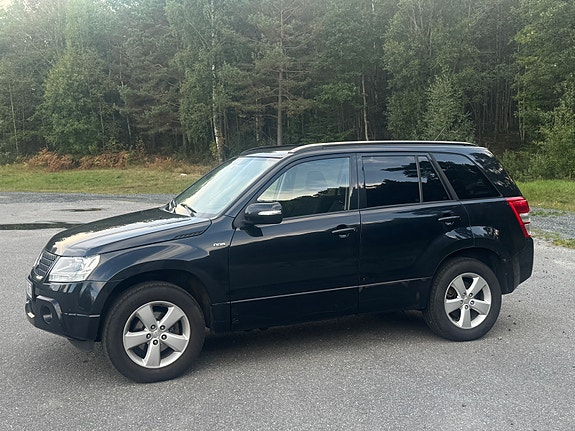 Suzuki Grand Vitara 6 of 17