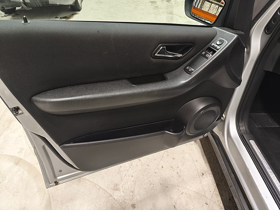 Mercedes-Benz A150 13 of 15
