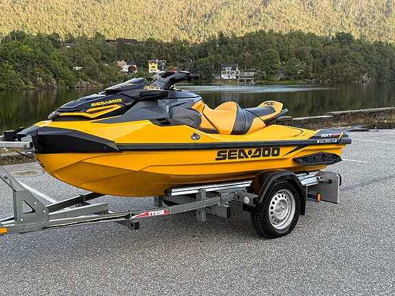 SeaDoo  RXT 300RS / HØYTALERE / TYSSE HENGER / RIVA EKSOS / 45T 2 of 17