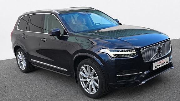 Volvo XC90 4 of 30