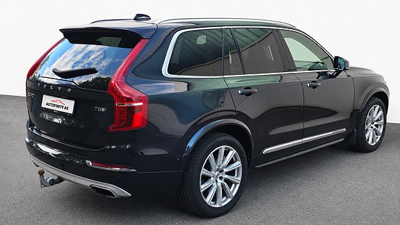Volvo XC90 6 of 30