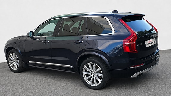 Volvo XC90 7 of 30