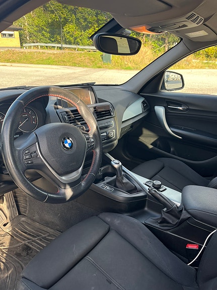 BMW 116d 5 of 8