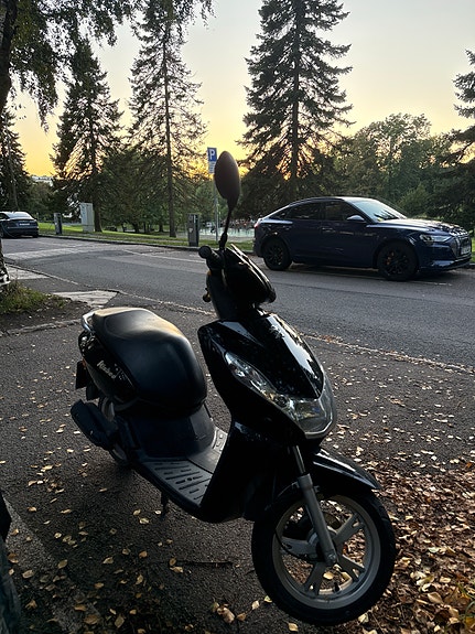 Peugeot Kisbee 8 of 12