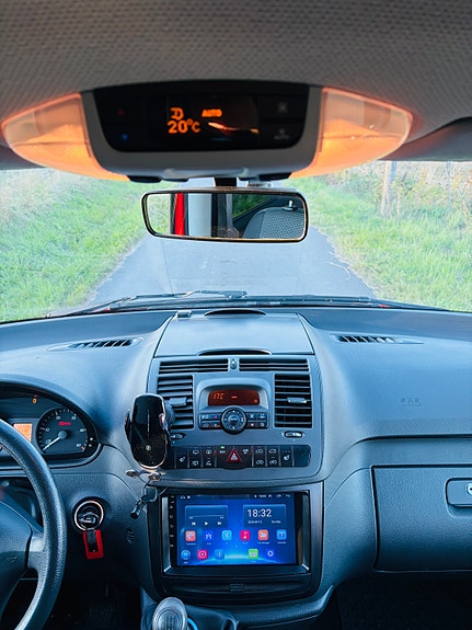 Mercedes-Benz Vito 113 11 of 16